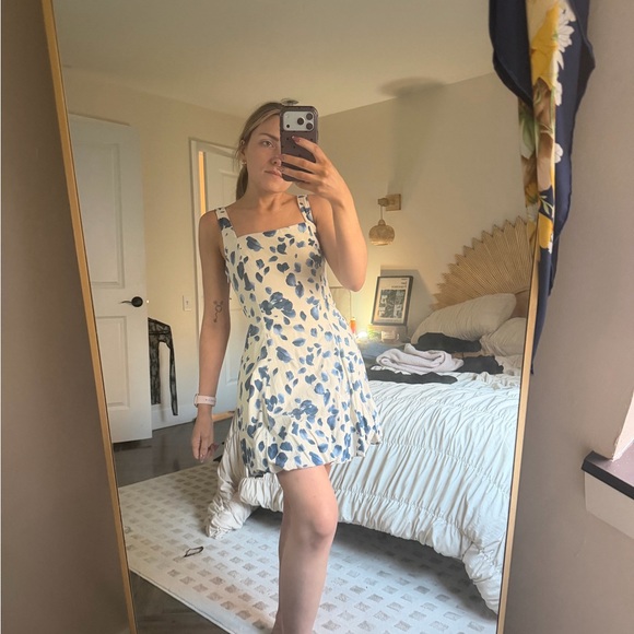Abercrombie & Fitch Blue and Cream Floral Mini Dress - Picture 1 of 4